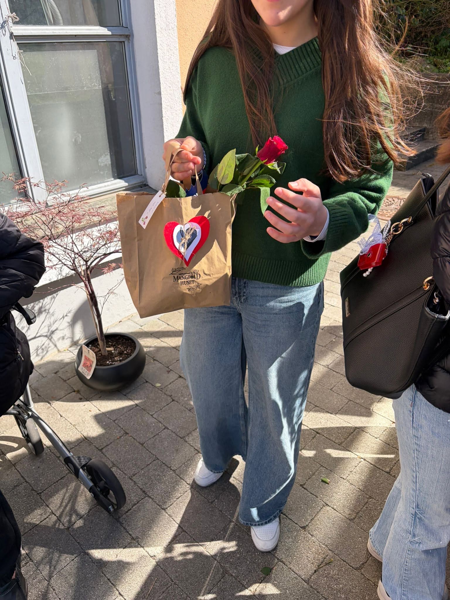 17. mai – gavepakker til naboer – bilde 4
